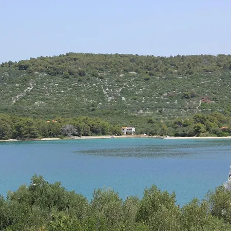 By The Sea Cove Mala Lamjana, Ugljan - 347 Apartment *