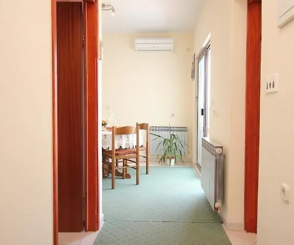 Apartman By The Sea Cove Mala Lamjana, Ugljan - 347